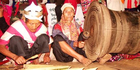 Karen People play Karen Drum. | Karen people, Inle lake, Sagaing