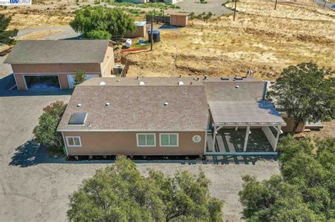 14700 Altamont Pass Road, Livermore, CA 94550-9999 - 3 Beds | 2/1 Baths ...