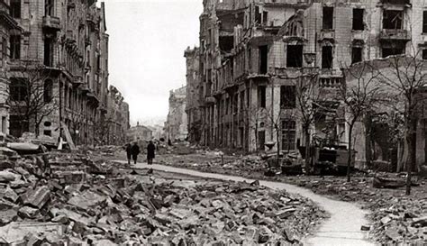 The Destruction and Rebuilding of Warsaw - LA Progressive