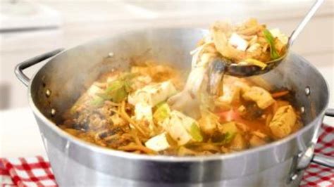 Korean Kimchi Stew Recipe | MAGGI® Malaysia