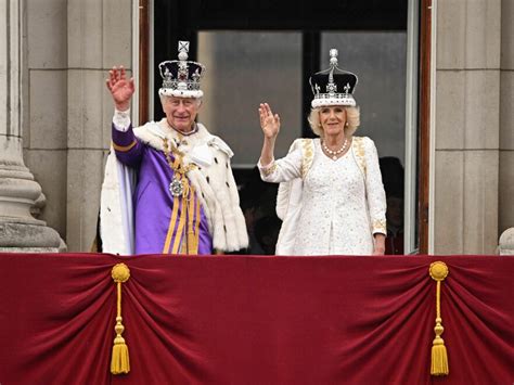 King Charles III and Queen Camilla are crowned in elaborate ceremony | KNKX Public Radio