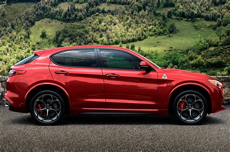 Fiat 500 USA: Alfa Romeo Stelvio Lineup Debuts in NY