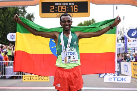 Athlétisme: l'Ethiopien Tola champion du monde du marathon