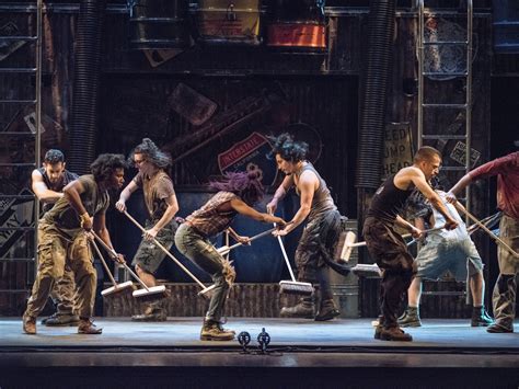 STOMP! | Paramount Theatre