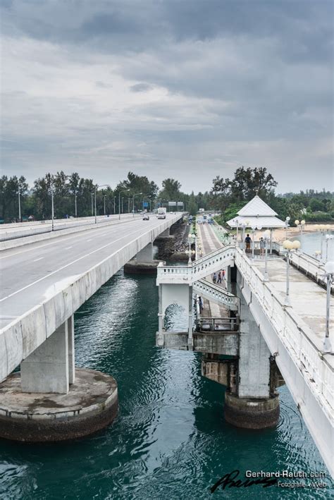 Sarasin Bridge, Thailand