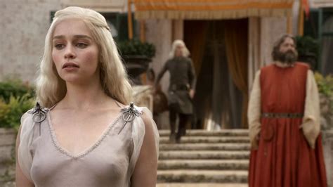 1x01 "Winter Is Coming" - Daenerys Targaryen Image (25689741) - Fanpop