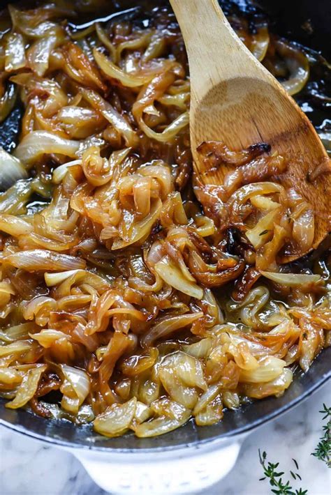 How to Make Caramelized Onions | foodiecrush.com