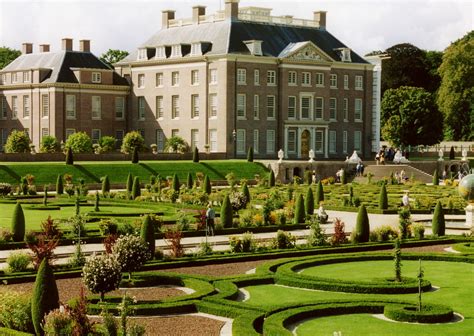 Palais Het Loo, Netherlands | The gardens at Palais Het Loo,… | Flickr