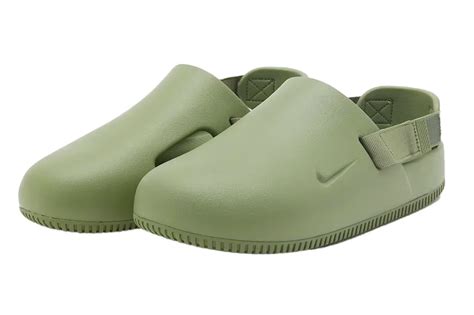 Nike's Calm Mule Finally Has Official Imagery & Release Date