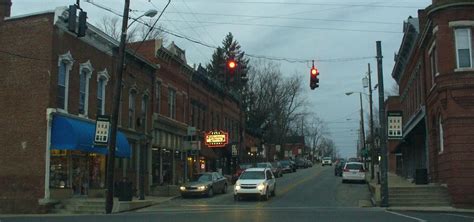 Bloomfield, KY : Main Street in Bloomfield, January 2008 photo, picture ...