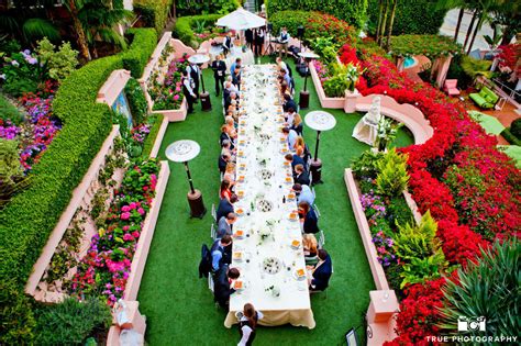 7 flower and nature-filled San Diego wedding venues that are perfect for a romantic Spring wedding!