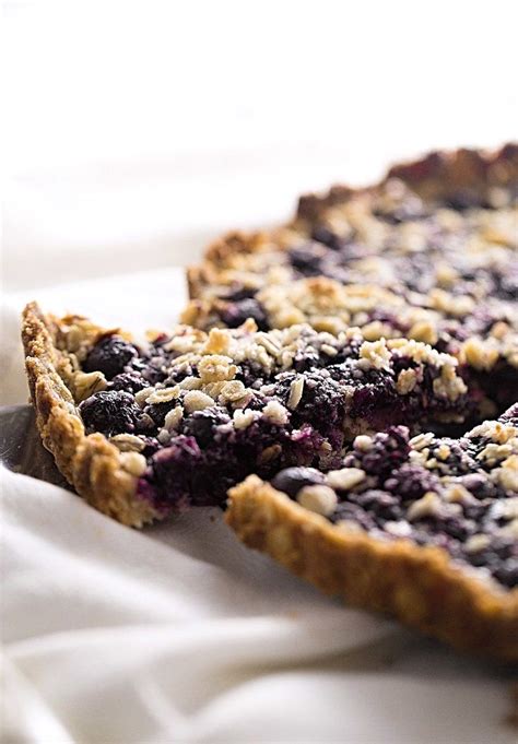 Blueberry Oat Crumble Tart: hearty, crunchy, oat crust topped with tart, juicy blueberries and ...