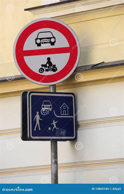 Pedestrian Zone Sign Royalty-Free Stock Photo | CartoonDealer.com #34076865