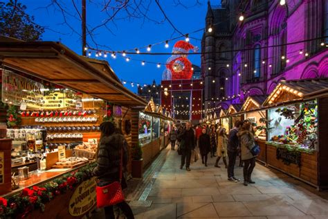 Manchester Christmas Market 2023 - Dates, hotels, things to do ...