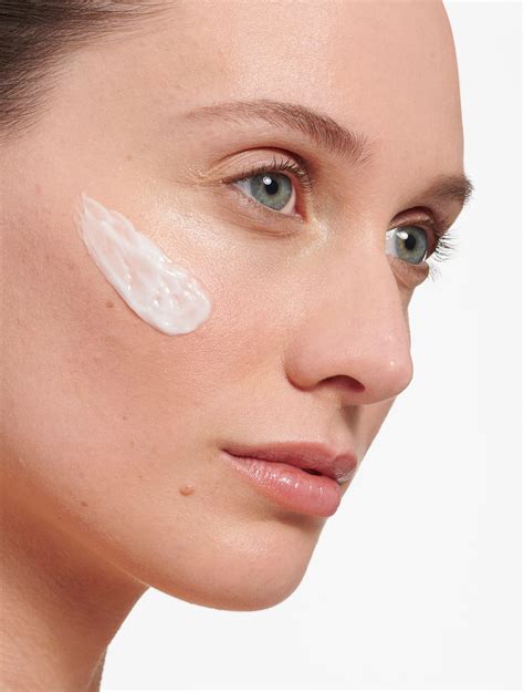 Uneven Skin Tone: A Wholistic Guide to Treating This Skin Concern