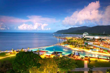 Cairns Attractions | Cairns Nightlife