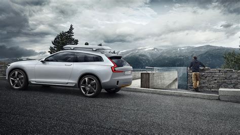 VOLVO XC50, THE SWEDISH COUPE SUV | John Scotti Volvo