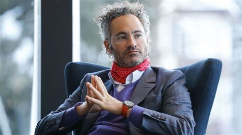 Palantir once mocked the idea of salespeople. Now it’s hiring them ...