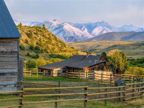 10 best cabins in Bozeman, Montana | Cabin rentals, Bozeman, Montana resorts