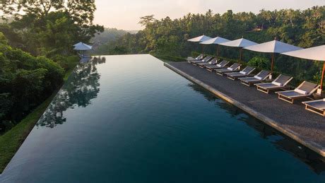 20 Best Bali Infinity Pools: Top Hotels And Clubs - LivingOutLau