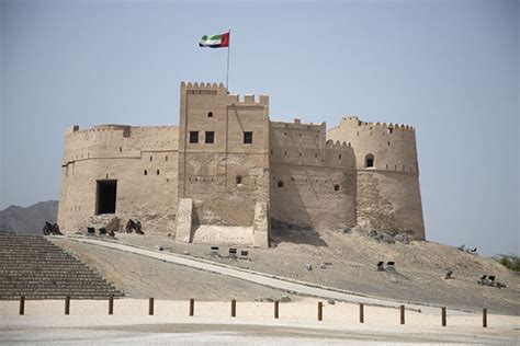 Fujairah Fort rising above its surroundings | Fujairah fort | Fujairah ...