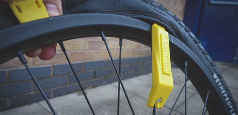 Review: Pedro's Bike Tools - Multi-tools, Tire Levers and Vice Whip