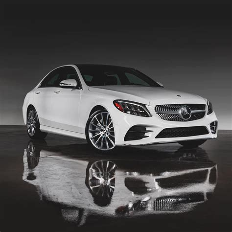 Mercedes-Benz New & Pre-Owned Dealer Near Me | Mercedes-Benz of Chicago