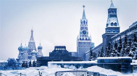 Premium Photo | Red Square in cold winter Moscow Russia