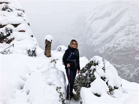 Snow Hike at Angels Landing (Jan 2017) - Angels Landing, Zion National Park, Utah, USA : r/hiking