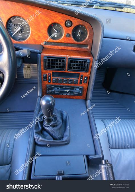 1 Bugatti Eb 110 Interior Images, Stock Photos & Vectors | Shutterstock