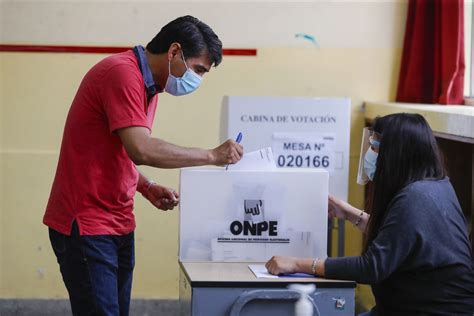 Pronostican que la abstención ganará en elecciones presidenciales de Perú