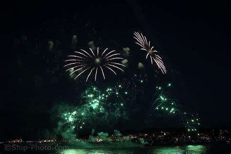 Ship-Photo: Cowes fireworks