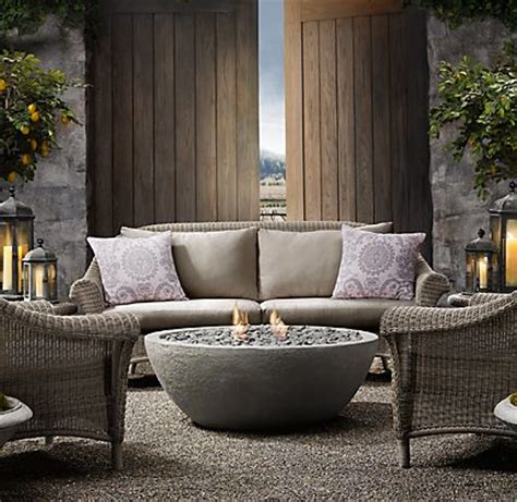 Give an elegant look to your home with indoor & outdoor furniture | Online Shopping Resource