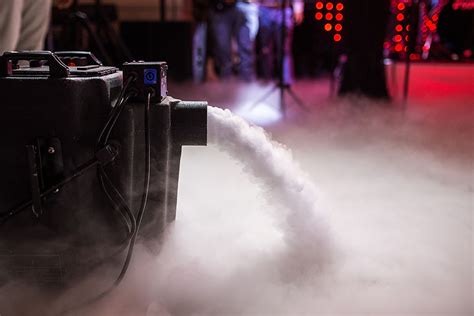 HOW DOES A FOG MACHINE WORK?