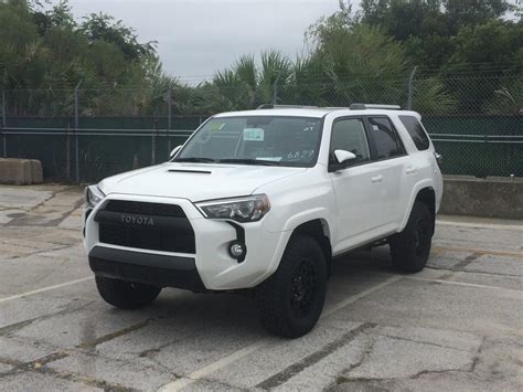 Toyota 4runner trd pro white