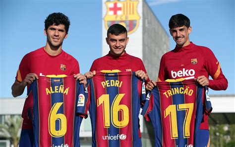 Aleñá, Pedri and Trincao's numbers confirmed