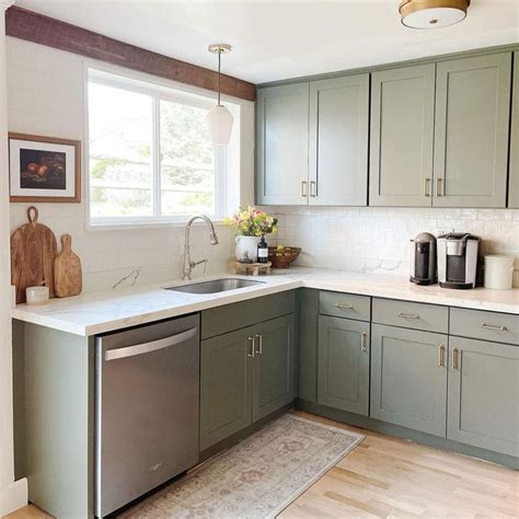 12 Kitchen Color Trends That Are Hot Right Now | The Family Handyman