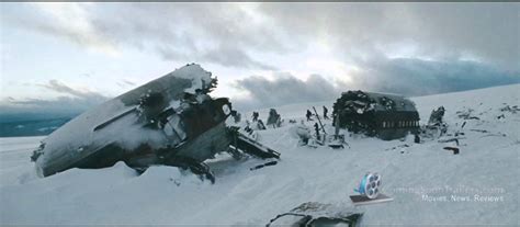 The Grey Movie Trailer - Plane Crash, Wolves, and Agony in this ...