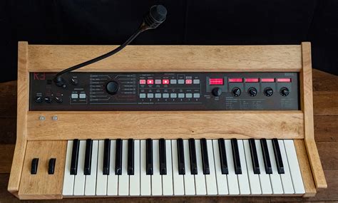 MATRIXSYNTH: Unique Korg R3 synthesizer in a custom wooden high quality case