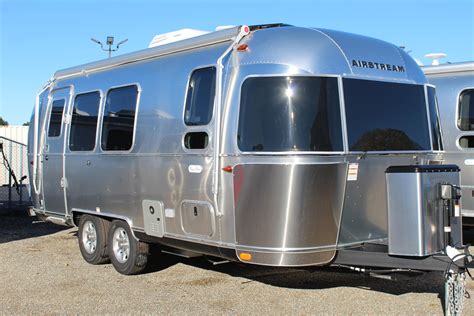 New 2023 Airstream FLYING CLOUD 23FB in Chandler #565070 | We Are ...