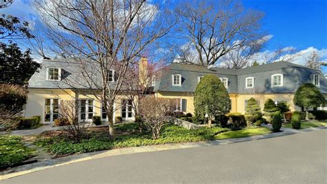 Late Sen. Dianne Feinstein's $8.5 million D.C. home is for sale - Axios ...