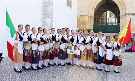 Sicilian traditional clothing: culture and folklore - Blog Sicilian Secrets