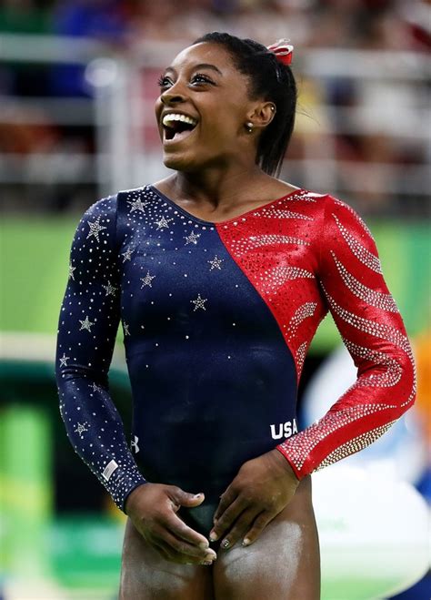 Simone Biles Claps Back at Internet Troll Who Requested $1,000 for Losing the Olympics | E! News