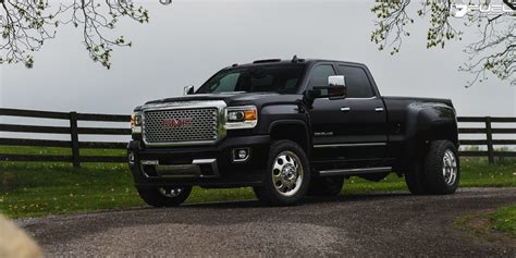 GMC Sierra 3500 HD FF31D - 8 Lug Front Gallery - MHT Wheels Inc.