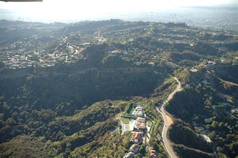 Laurel Canyon, Los Angeles | Laurel canyon, Canyon, Travel around the world