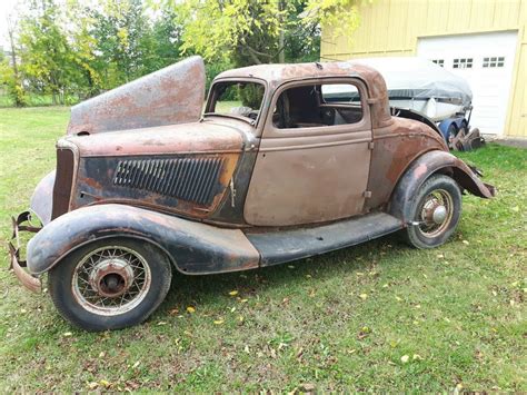 Hot Rod Potential: 1934 Ford 3-Window Coupe | Barn Finds