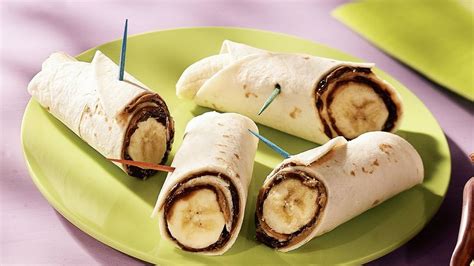 Banana Roll-Ups Recipe - Pillsbury.com