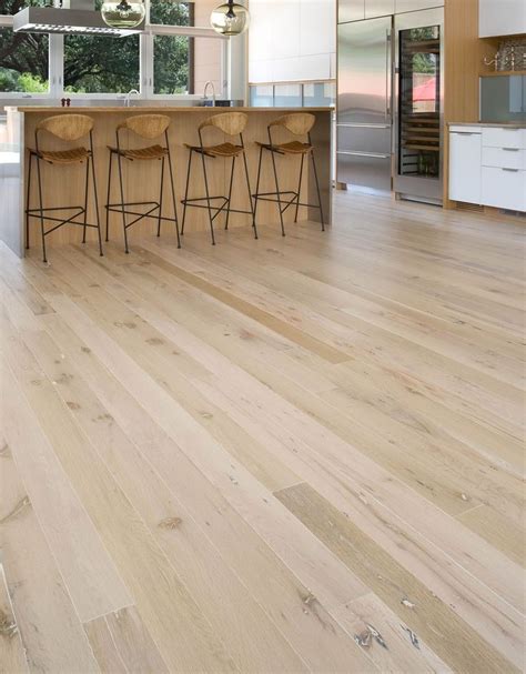 7 Advantages of White Oak Hardwood flooring | Solid hardwood floors ...