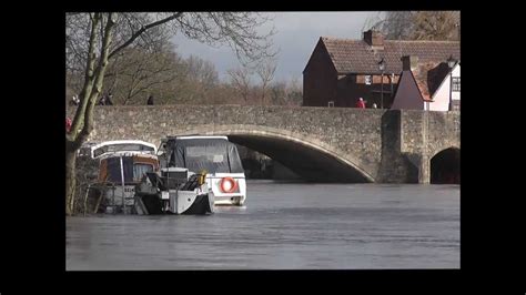 The Thames Flooding In Abingdon 2012 - Day 2 - YouTube