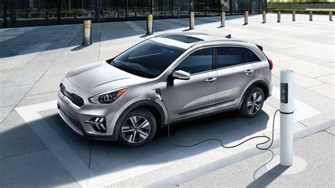 Kia Niro Plug In Hybrid 2024 - Sandi Cordelie